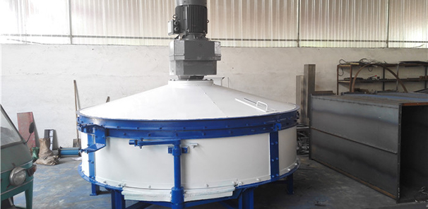 玻璃混料機(jī)在加工原料里有什么樣的優(yōu)勢(shì)？